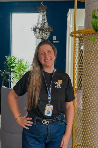 Assistente de Operações Priscila da Casarão